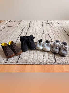 Toddler shoe bundle - size 4/5